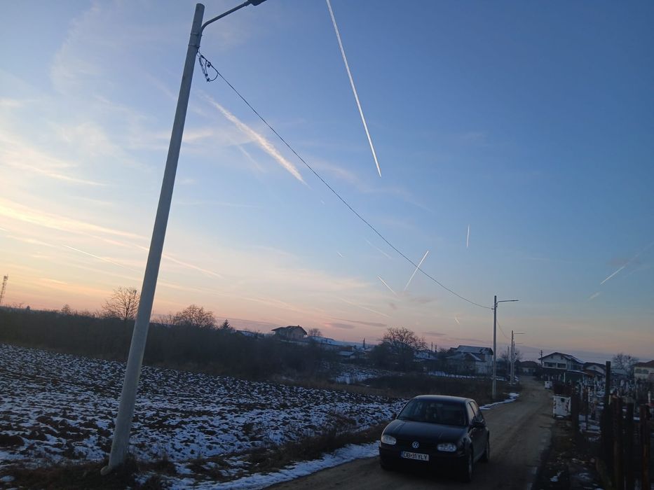 Vând teren intravilan