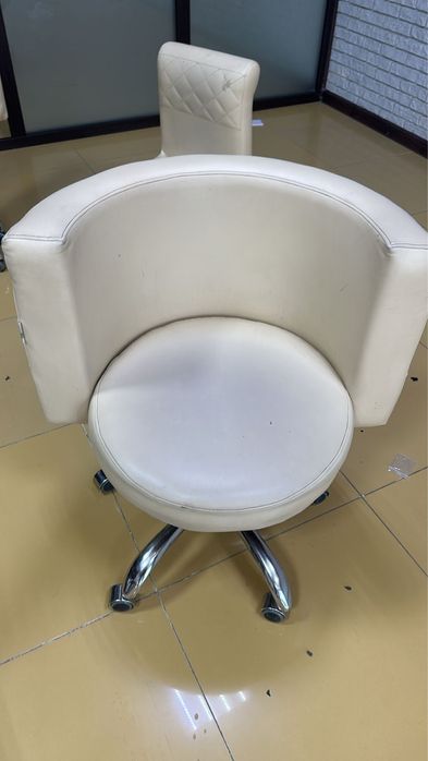 Стулья, кресло парикмахерская для салона