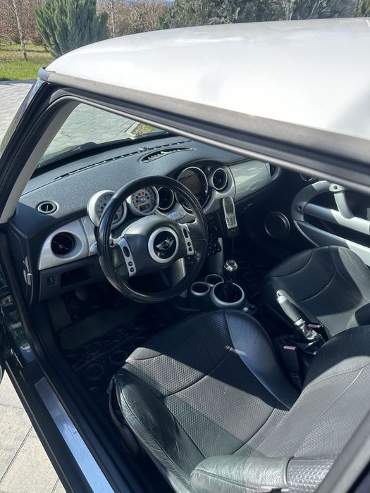 Mini Cooper R50 1.6i
