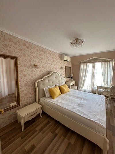 Топ лукс апартамент двустаен топ център Варна