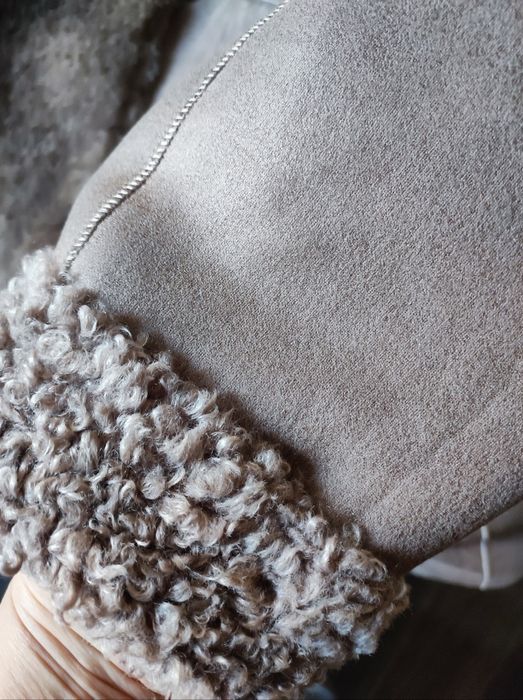 Двухсторонняя дублёнка.