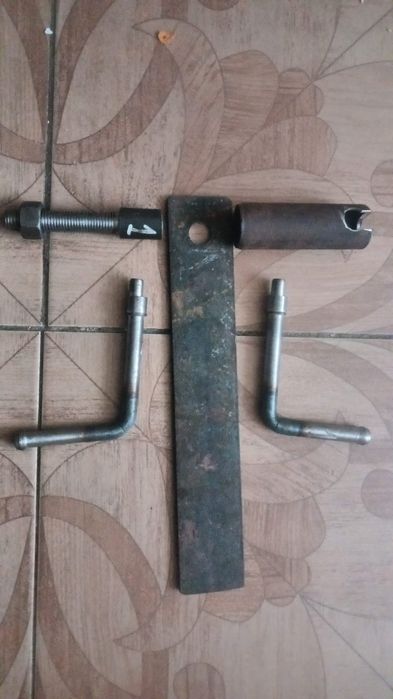 Продаётся винтовой замок