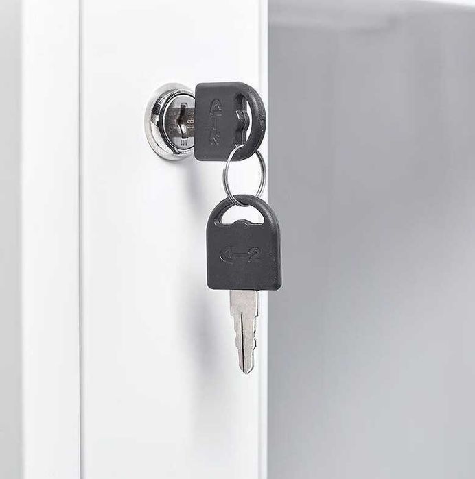 Ofis uchun zanglamaydigan metall kitob javoni nalichida bor