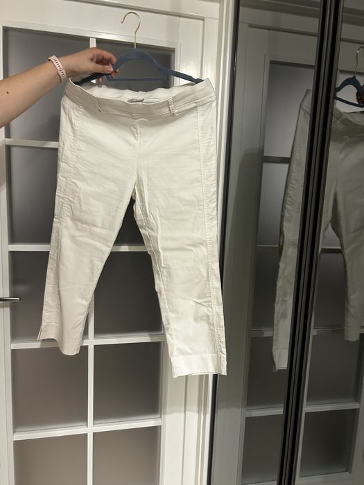 Pantaloni albi 3/4