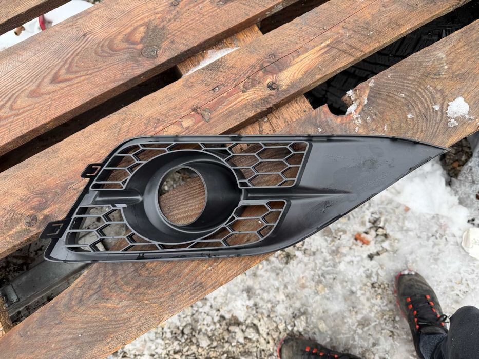 Решетка Honda CR-V