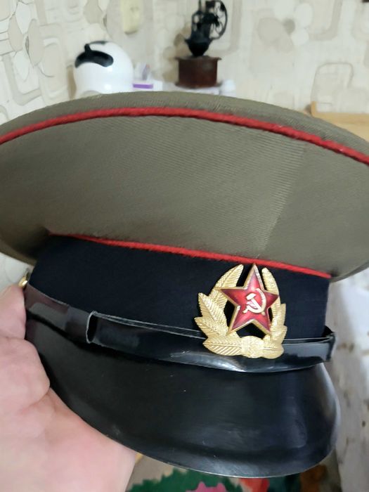 Продам китель,брюки,фуражка советские