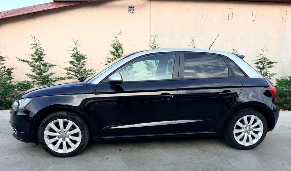 Audi A1 Sport Paket – 1.6 TDI 105CP – Euro 5 – 06/2013 – Keyless / Navigatie / Scaune Sport / Recent adusa din Germania