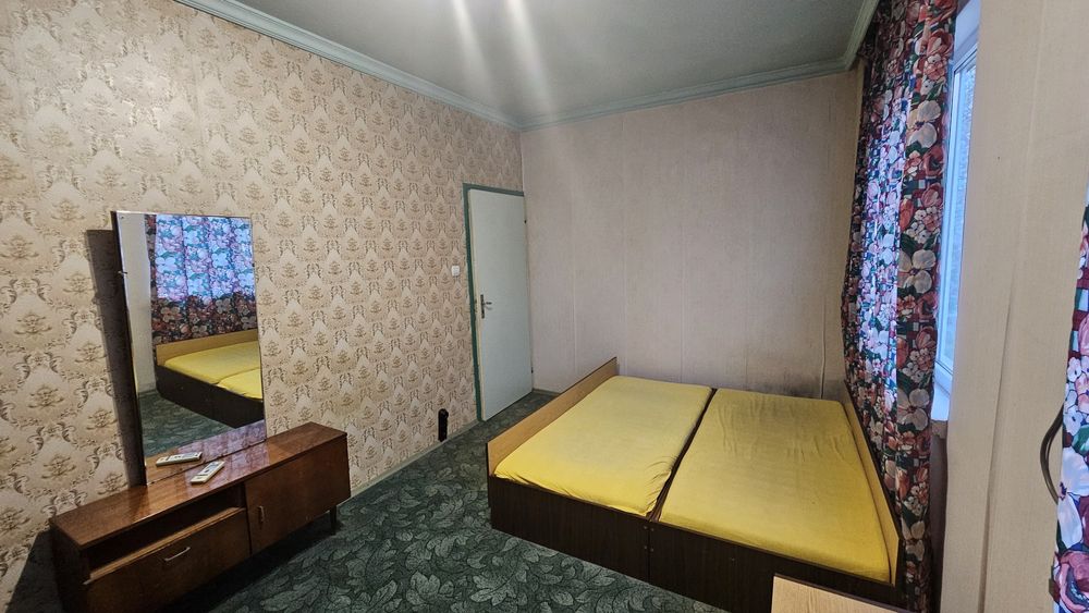 Тристаен Тракия 97 кв.  От собственик ! + мазе  и свободно паркиране