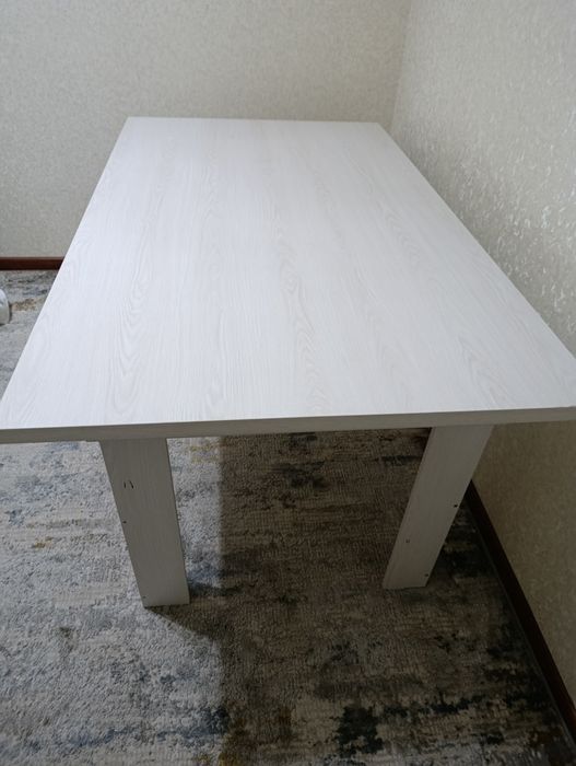 Стол гостинный  от производителя