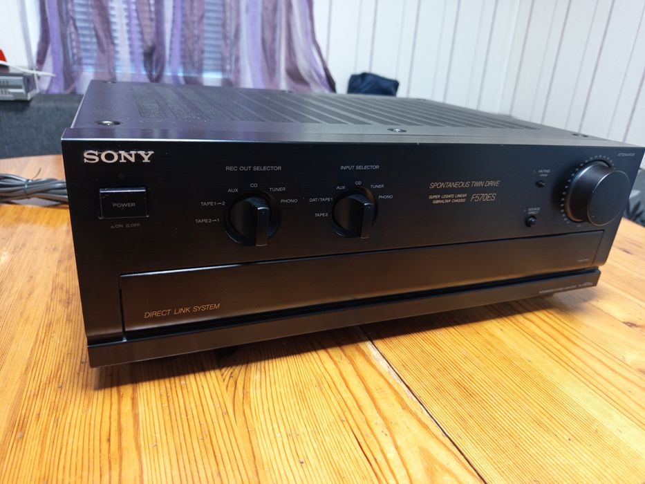 Усилвател Sony TA-F570ES