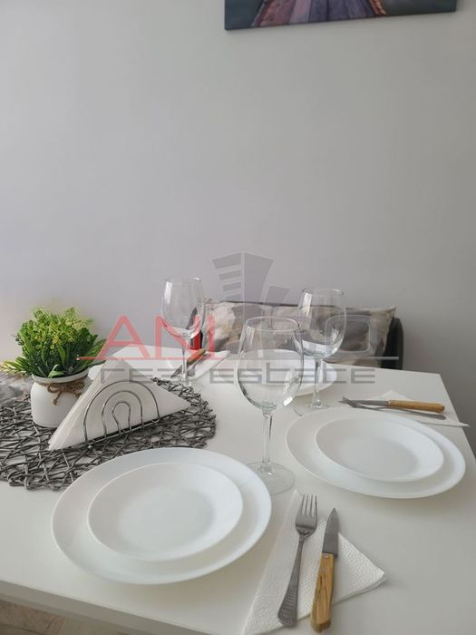 Дава се под наем Едностаен апартамент в Варна, Център - 30 кв.м за 348.84 € - Снимка #3