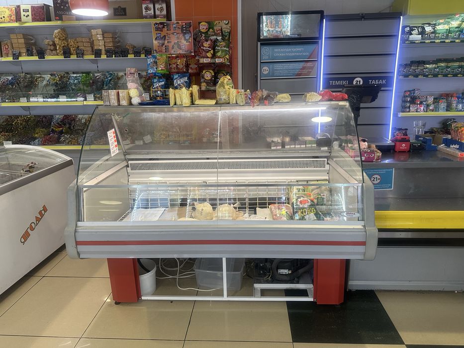 Продаётся минусовая витрина