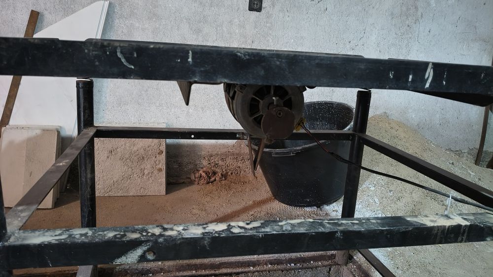 Вибромаса / маса за вибрирани бетонно изделия