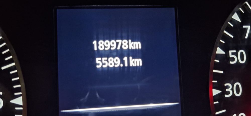 Vând Dacia duster prestige