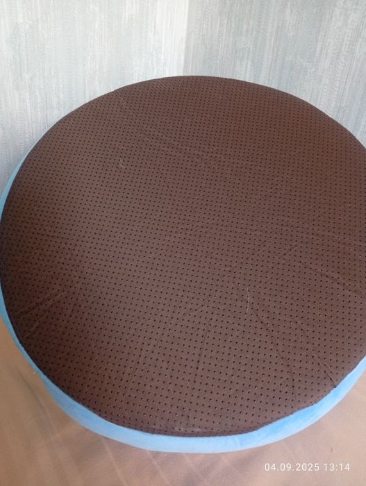 Новое детское кресло для кормления.