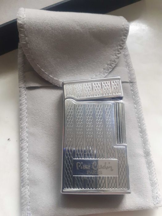 Bricheta metal Pierre Cardin