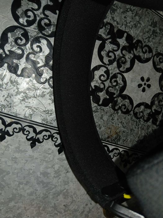 logitech g435. 111