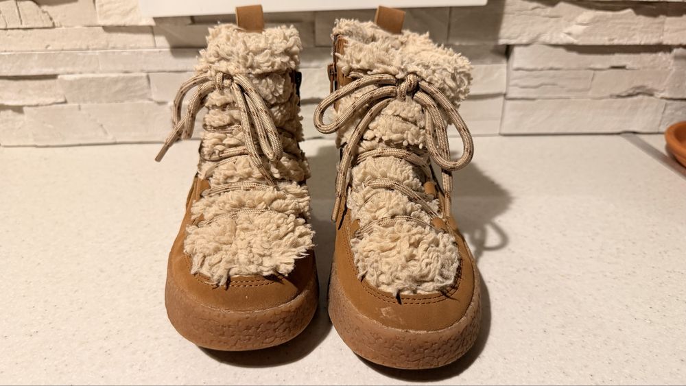 Ghete imblanite Zara marime 33