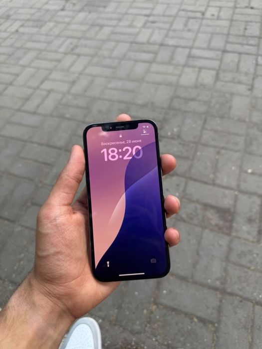 продам Iphone 12 pro