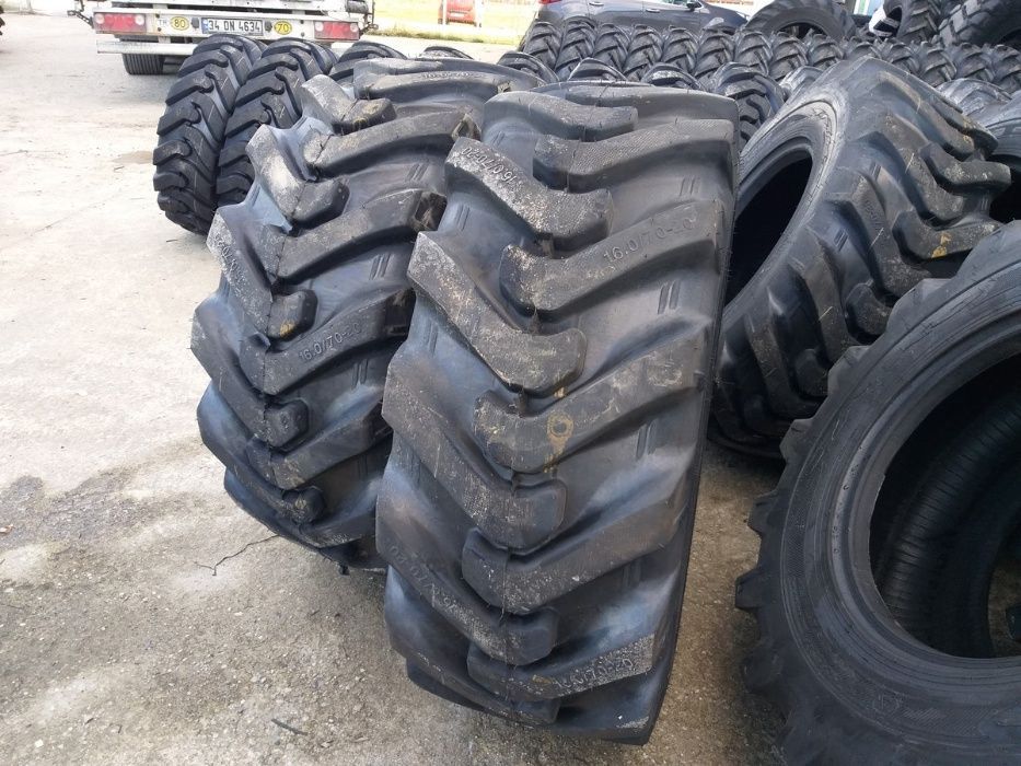 Cauciucuri noi 405/70-20 echivalent 16.0/70-20 OZKA 16PLY rezistente