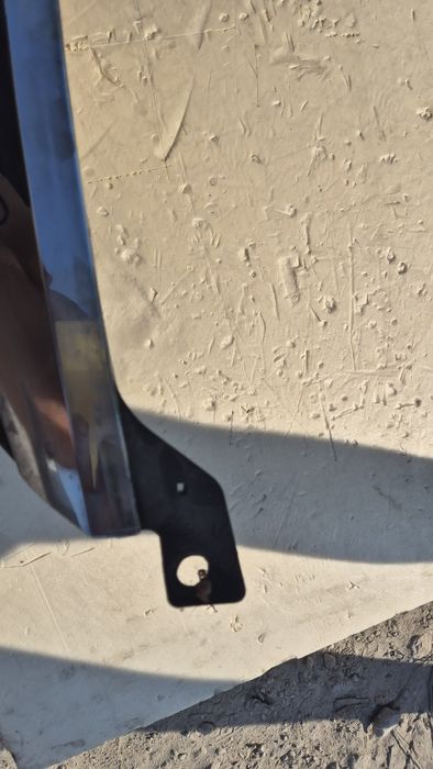 Оригинална Решетка за Мазда 323 98- 2003г