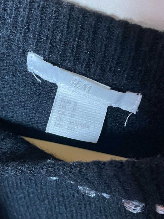 продам кофту с камнями из H&M