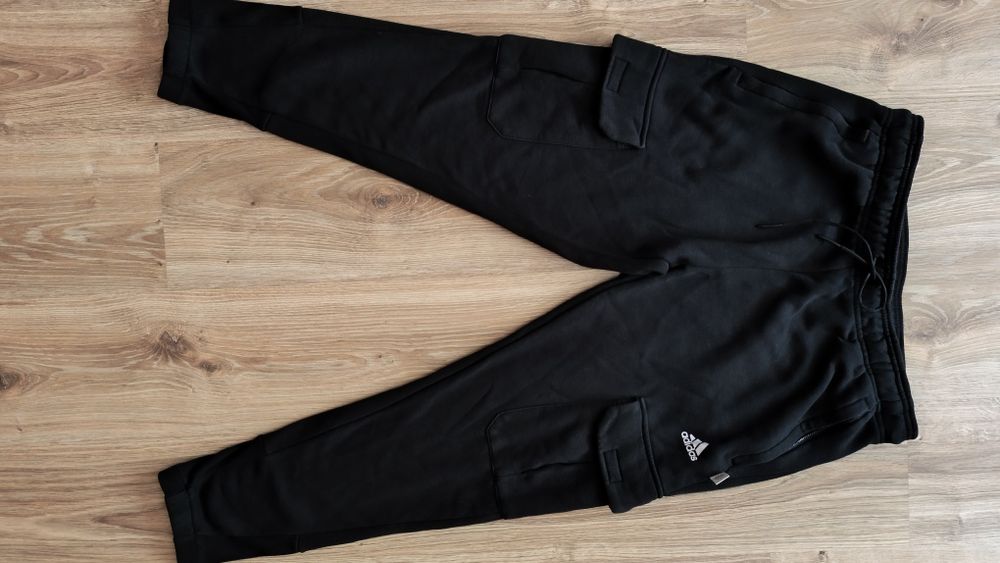 ADIDAS С мъжко  долнище Essentials Fleece Regular р-р L