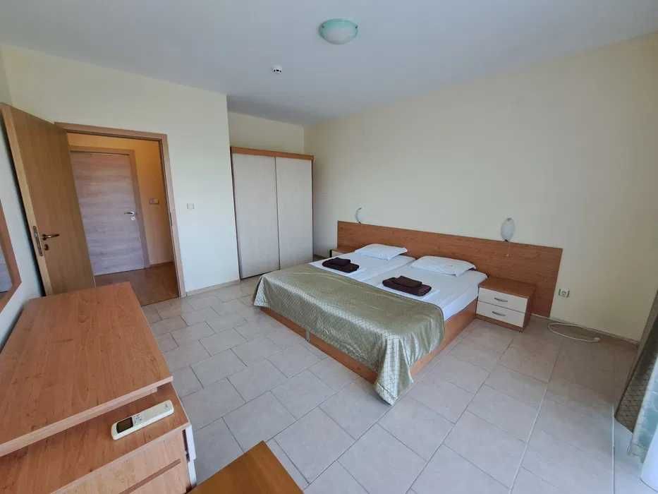 Продава се Двустаен апартамент в Варна, Левски - 85 кв.м за 918 €/кв.м - Снимка #3