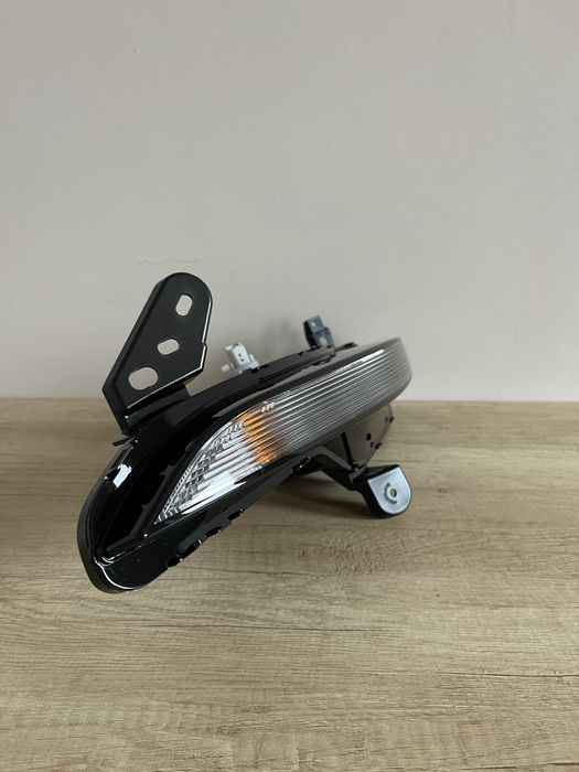 Semnalizare dreapta Renault Megane 4