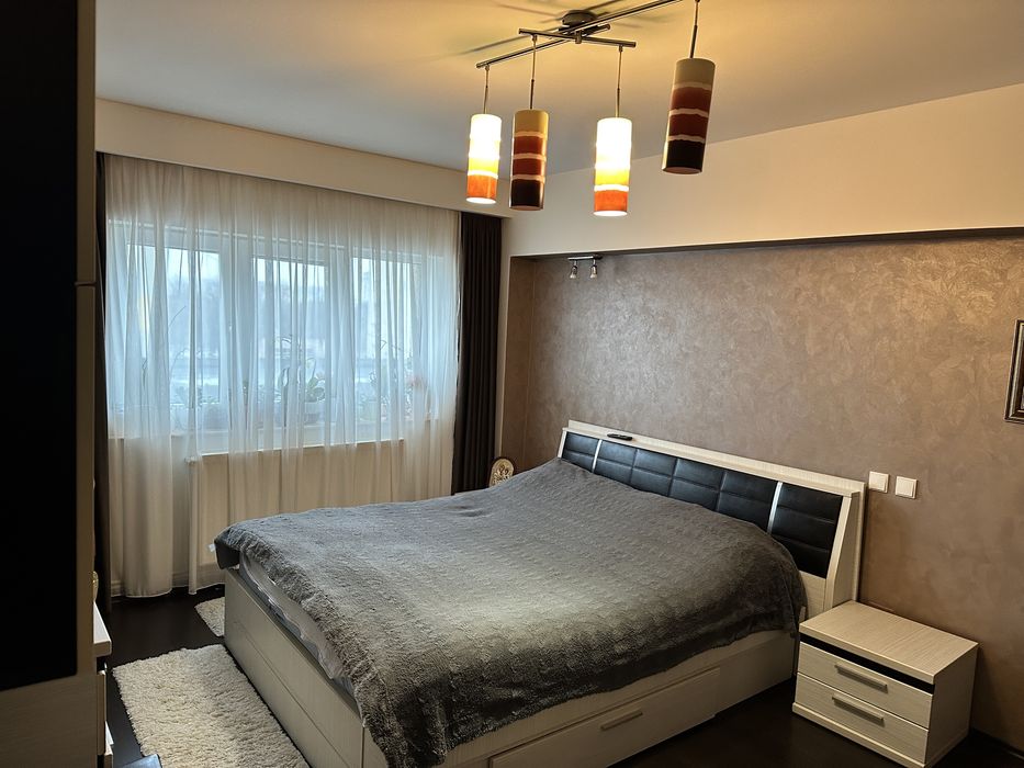 Vanzare apartament doua camere zona centrala