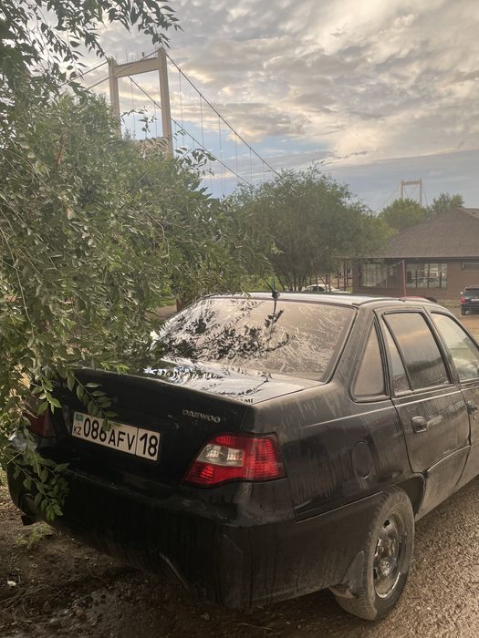 Продам деу нексия 2