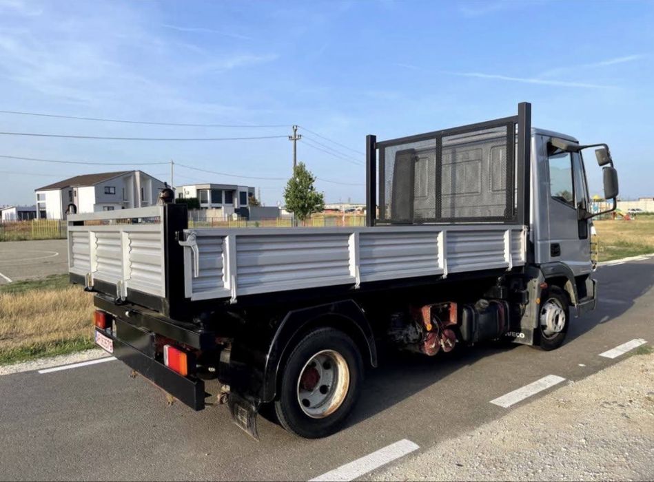 Vand Iveco basculabil 7.5T