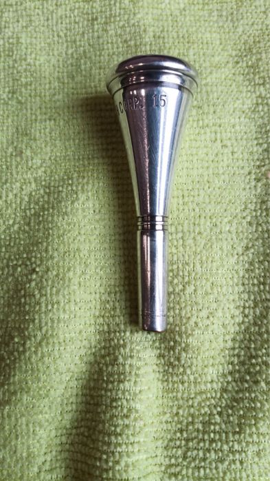 Валдхорна единична