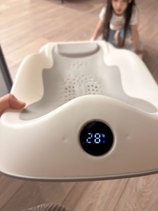 Горка в ванночку с термометром.