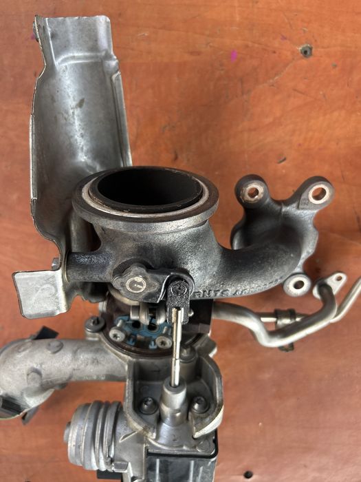 Turbo ,turbocompresor Skoda octavia 3 , golf6 motor 1.2 tsi CJZ 04E145704T