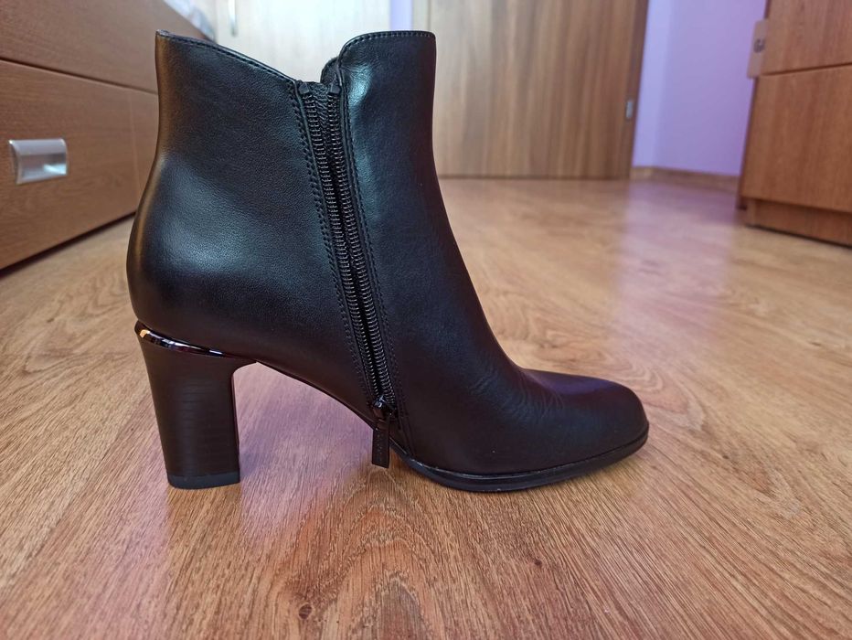 Дамски ботуши Lasocki