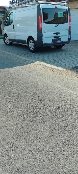 Renault  Trafic  an 2014 carte service/clima/euro/5