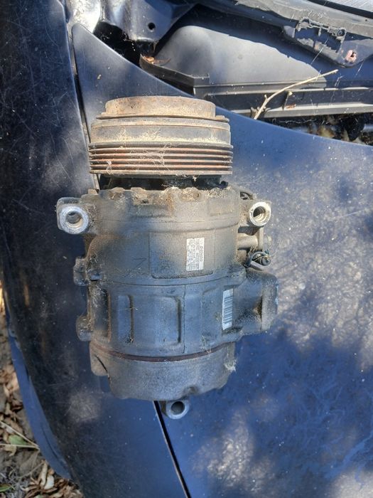 Компресор климатик BMW E39 / БМВ е 39 525d