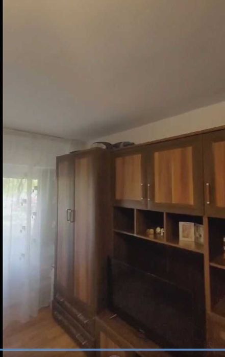 Garsoniera decomandata langa metrou Crangasi