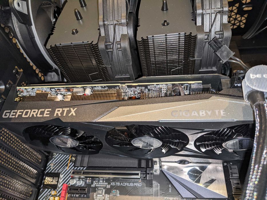 Мощен настолен компютър - custom build