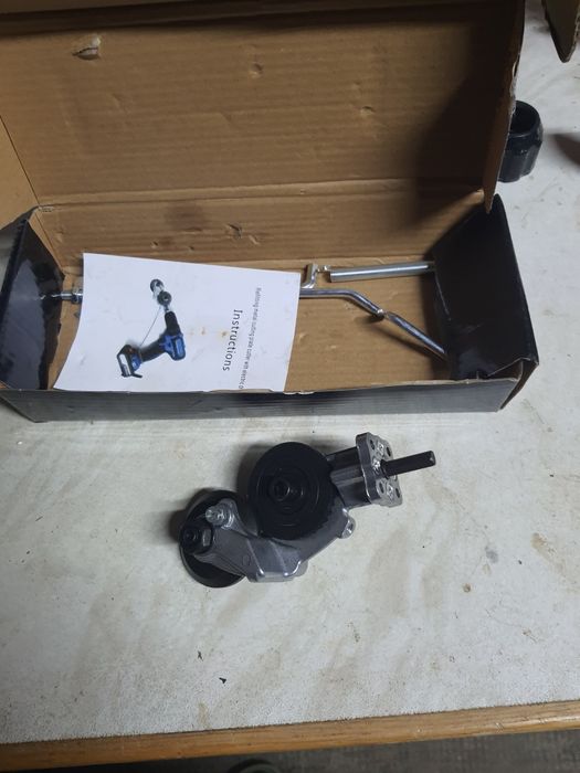 Adaptor pt tiat tablă