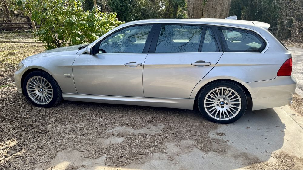 BMW e91 330  xDrive M57