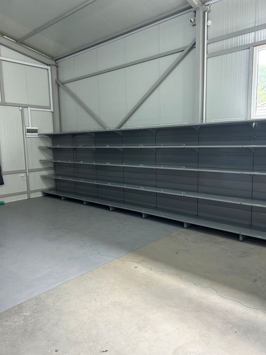 Rafturi metalice durabile și estetice