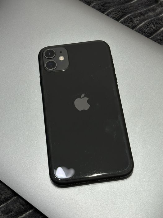 Продам Iphone 11 в черном цвете