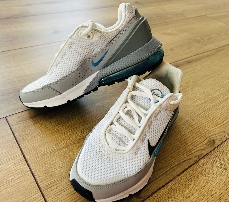 NIKE AIR MAX PULSE размер 38,5