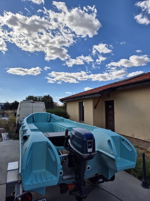 Извънбордов двигател 25 к.с.