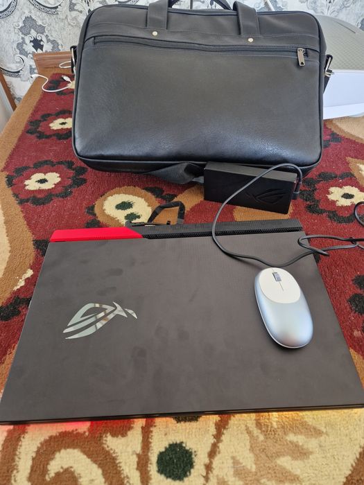 Ноутбук Asus G713