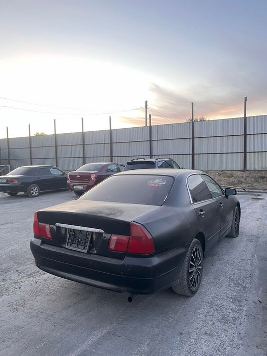 Mitsubishi diamante 1996