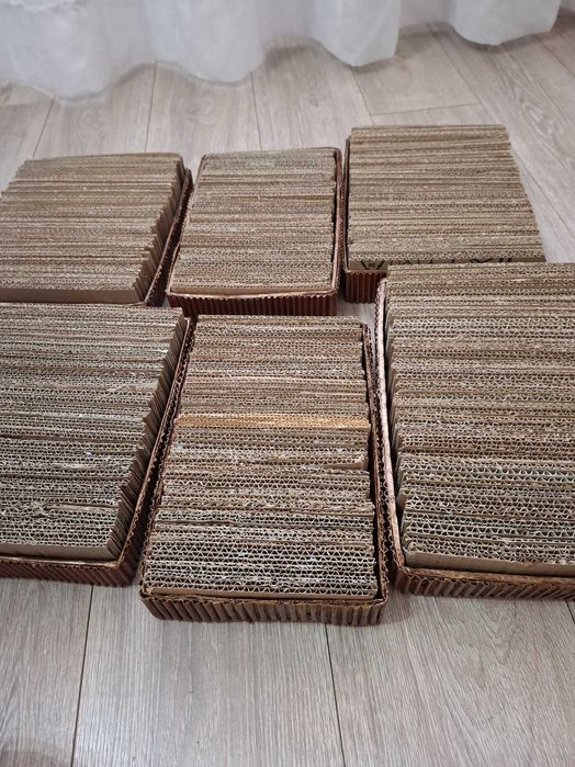 Когтеточка из картона