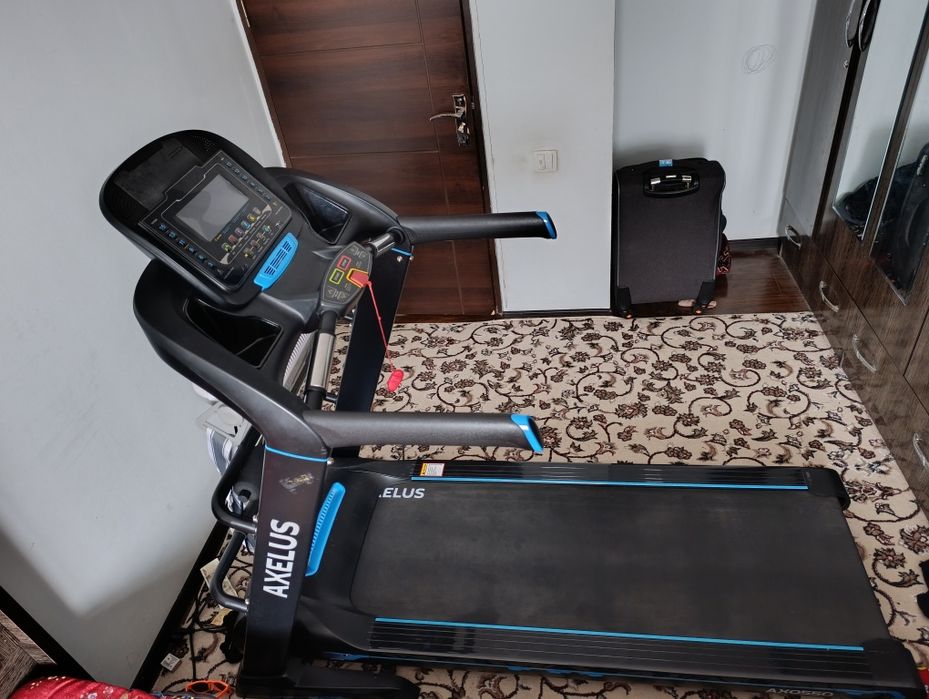 Беговая дорожка.